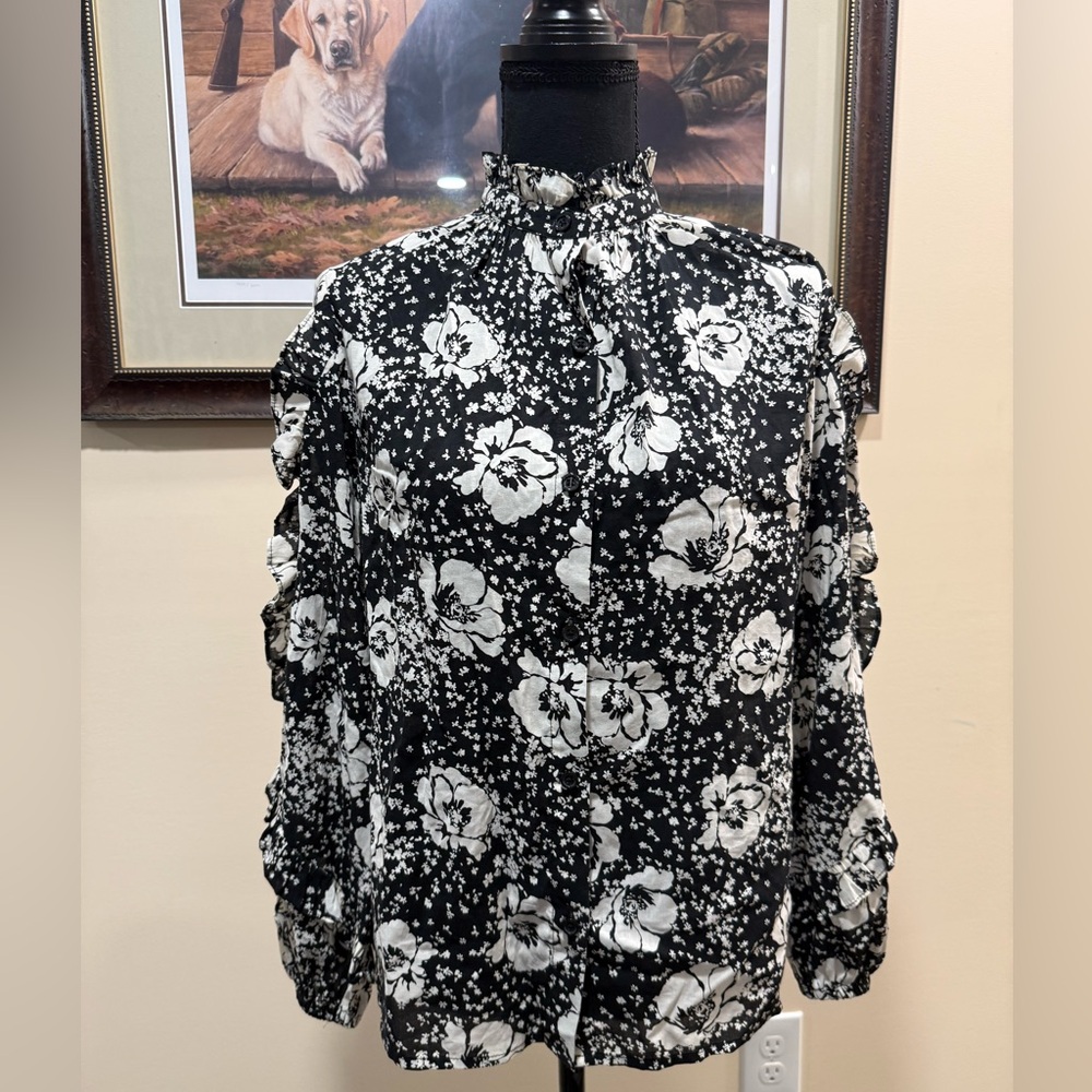 Who What Wear Floral Splatter Camellia Blouse NWT